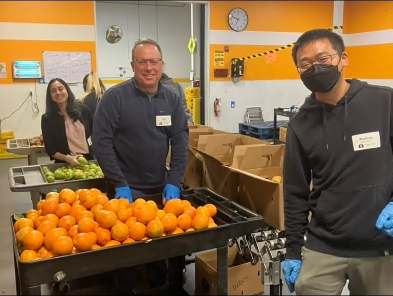 Volunteer: Second Harvest Food Bank